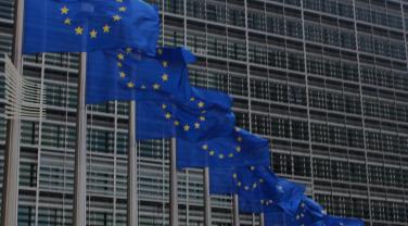 Drapeaux devant la Commission Européenne, Bruxelles