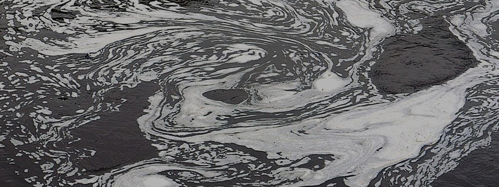 Pollution par rejets d'eaux usées industrielles Pollution par rejets d'eaux usées industrielles