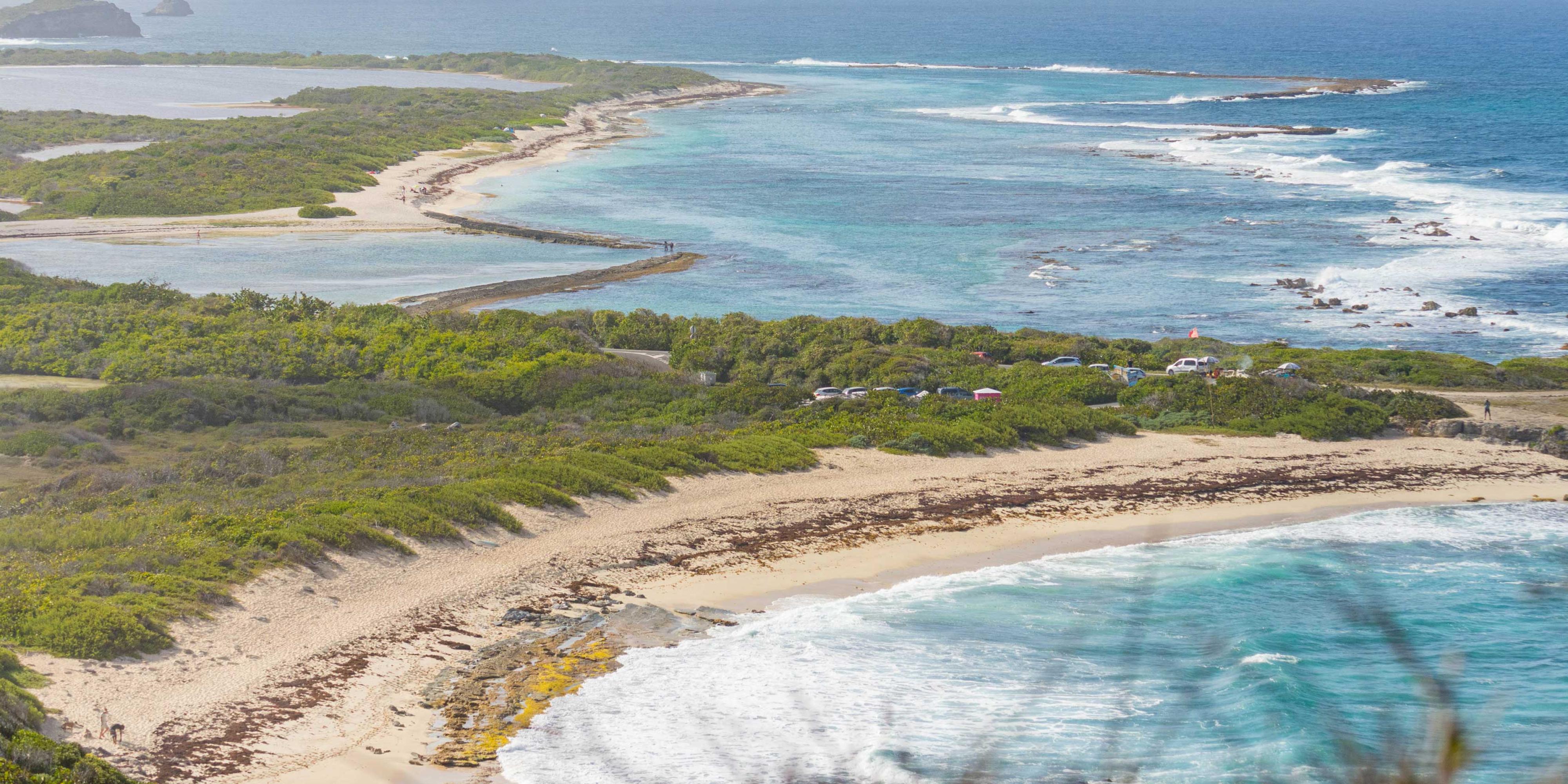 Paysage de Guadeloupe pris à l'occasion d'une mission de surveillance depuis les vigies du littoral
