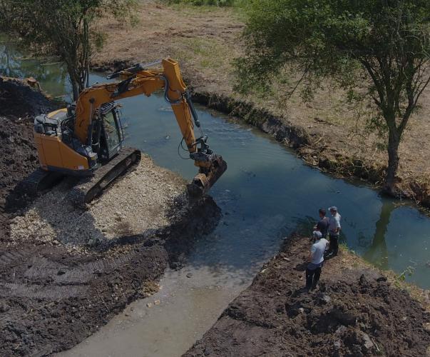 Restauration morphologique : reméandrage de la rivière Échandon